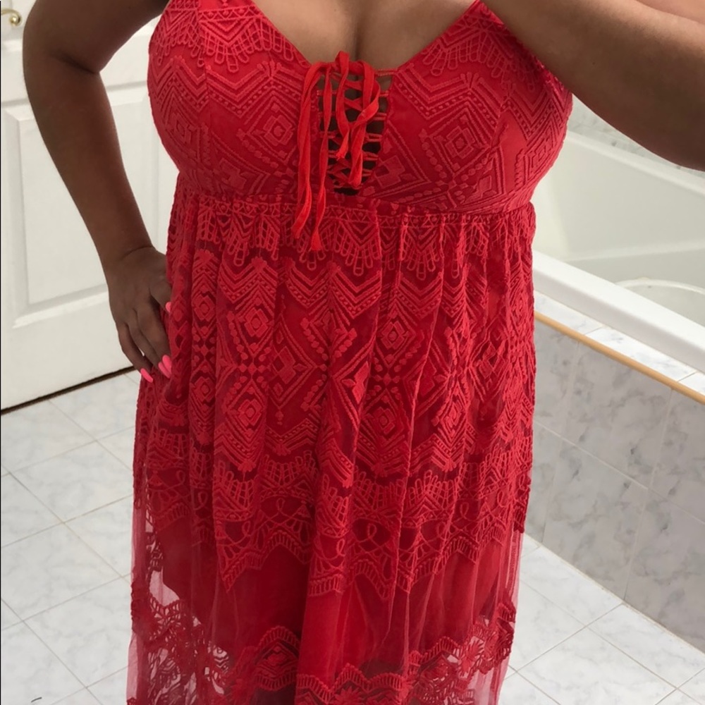 GIRLY & FLIRTY RED LACE DRESS - Picture 8 of 8